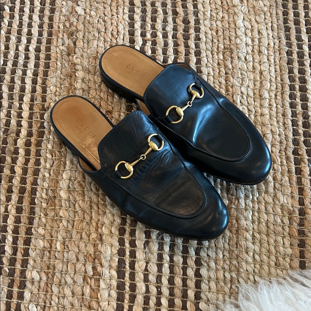 AUTHENTIC Gucci Princetown Leather Mules